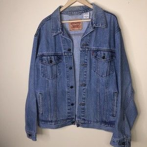 Vintage Levi Men’s Standard Trucker Jean Jacket Size XL 70507